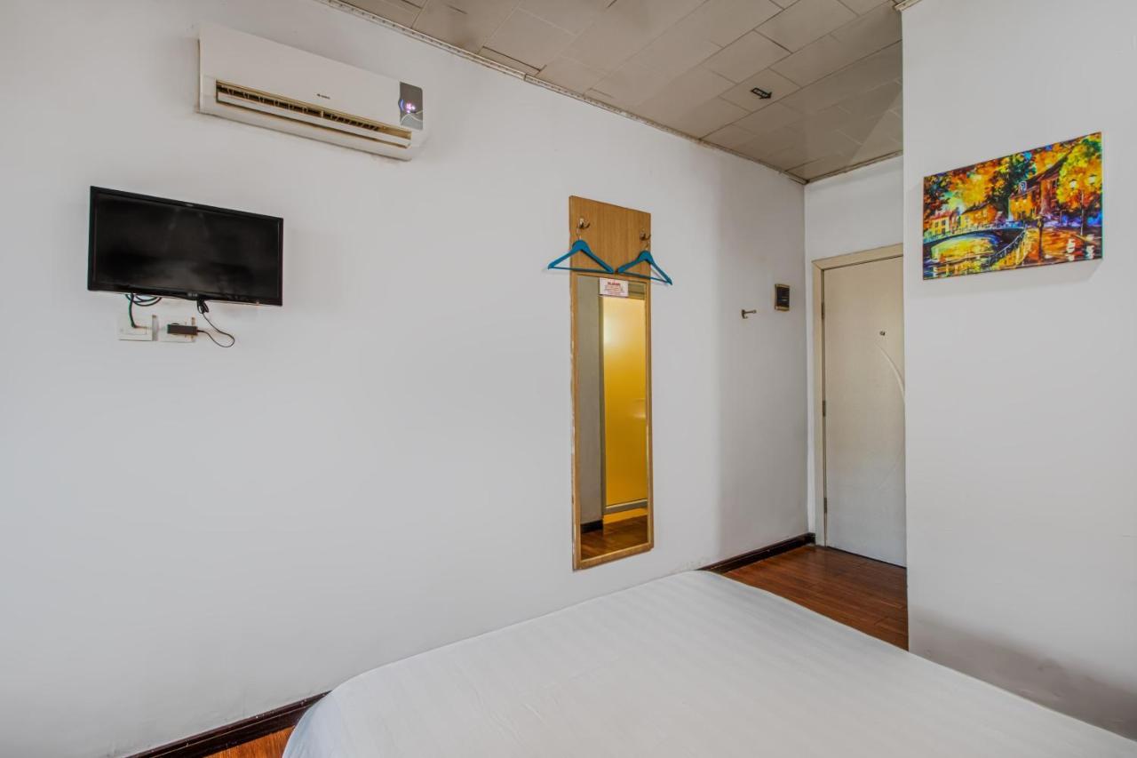 Suba Hotel Jakarta Exterior foto